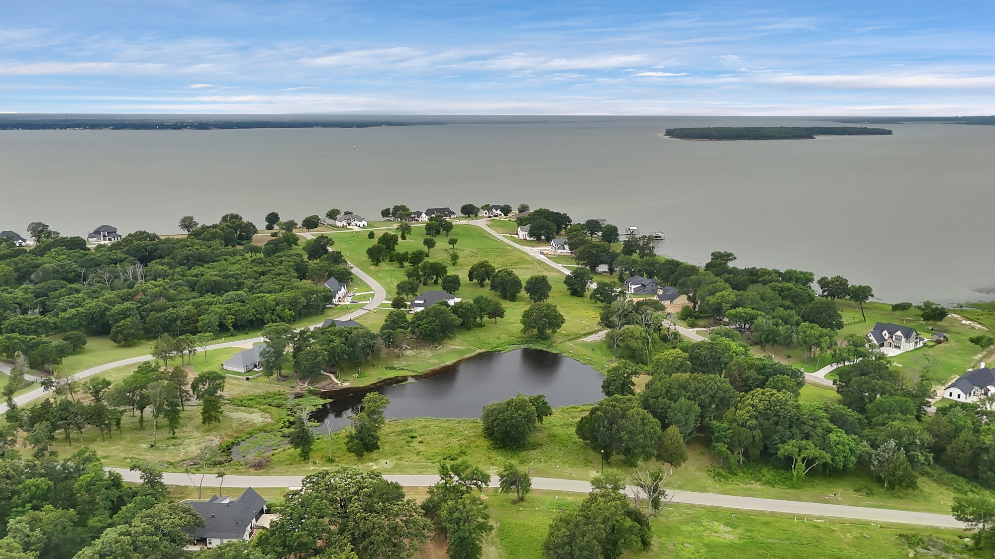 1511 Shoreline Drive Mabank TX 75143