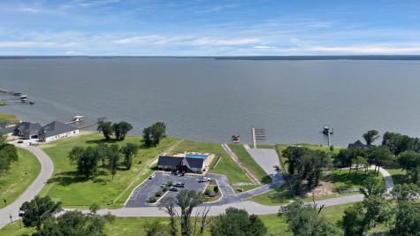 1511 Shoreline Drive Mabank TX 75143