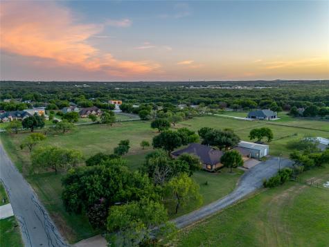570 W County Road 714 Burleson TX 76028