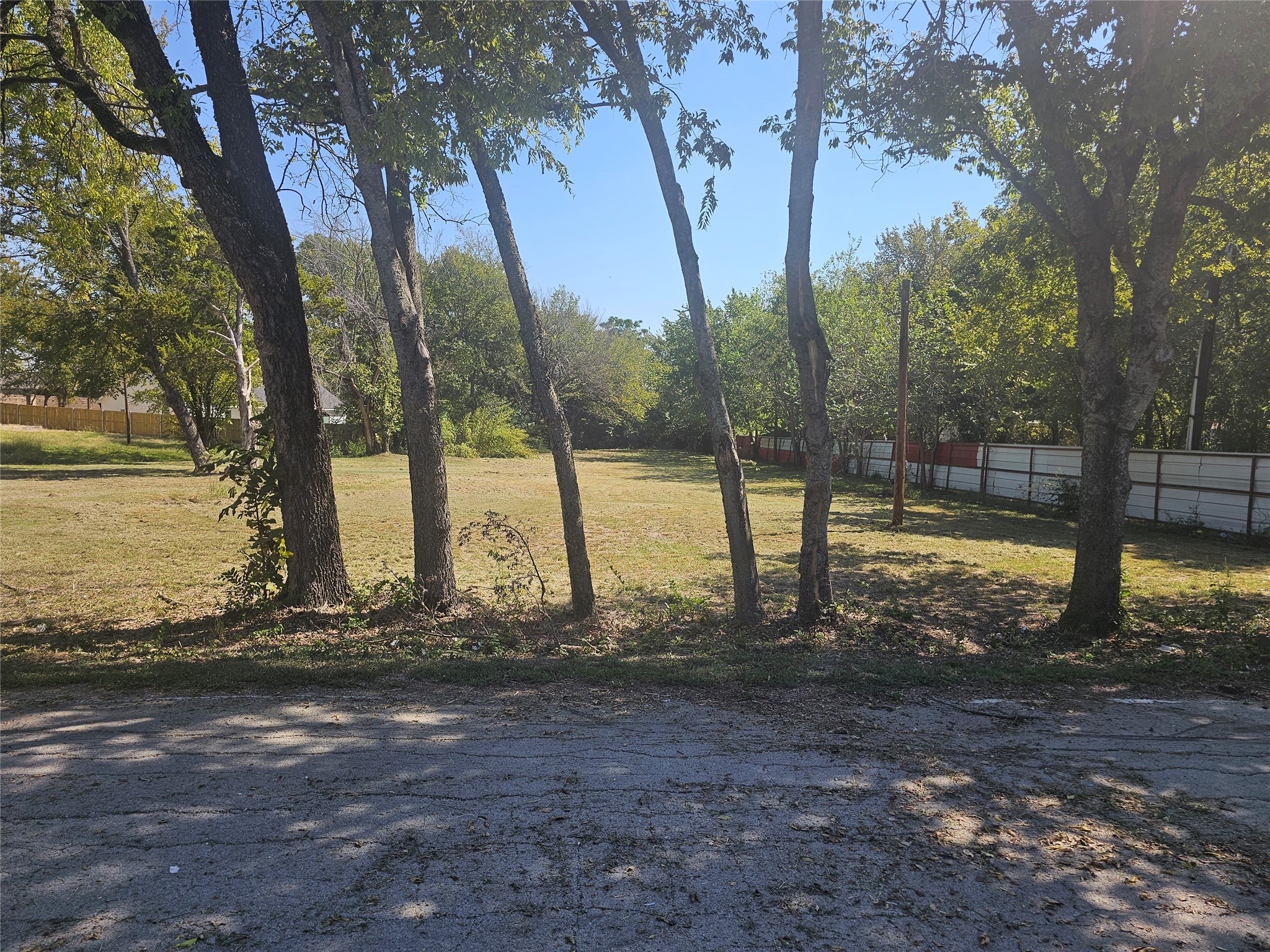 105 Huling Drive Azle TX 76020