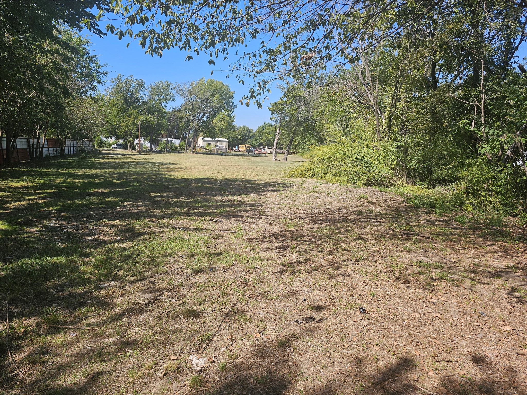 105 Huling Drive Azle TX 76020