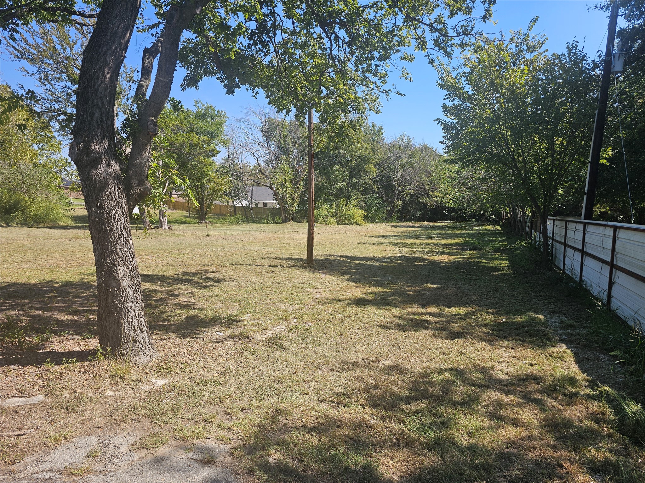 105 Huling Drive Azle TX 76020