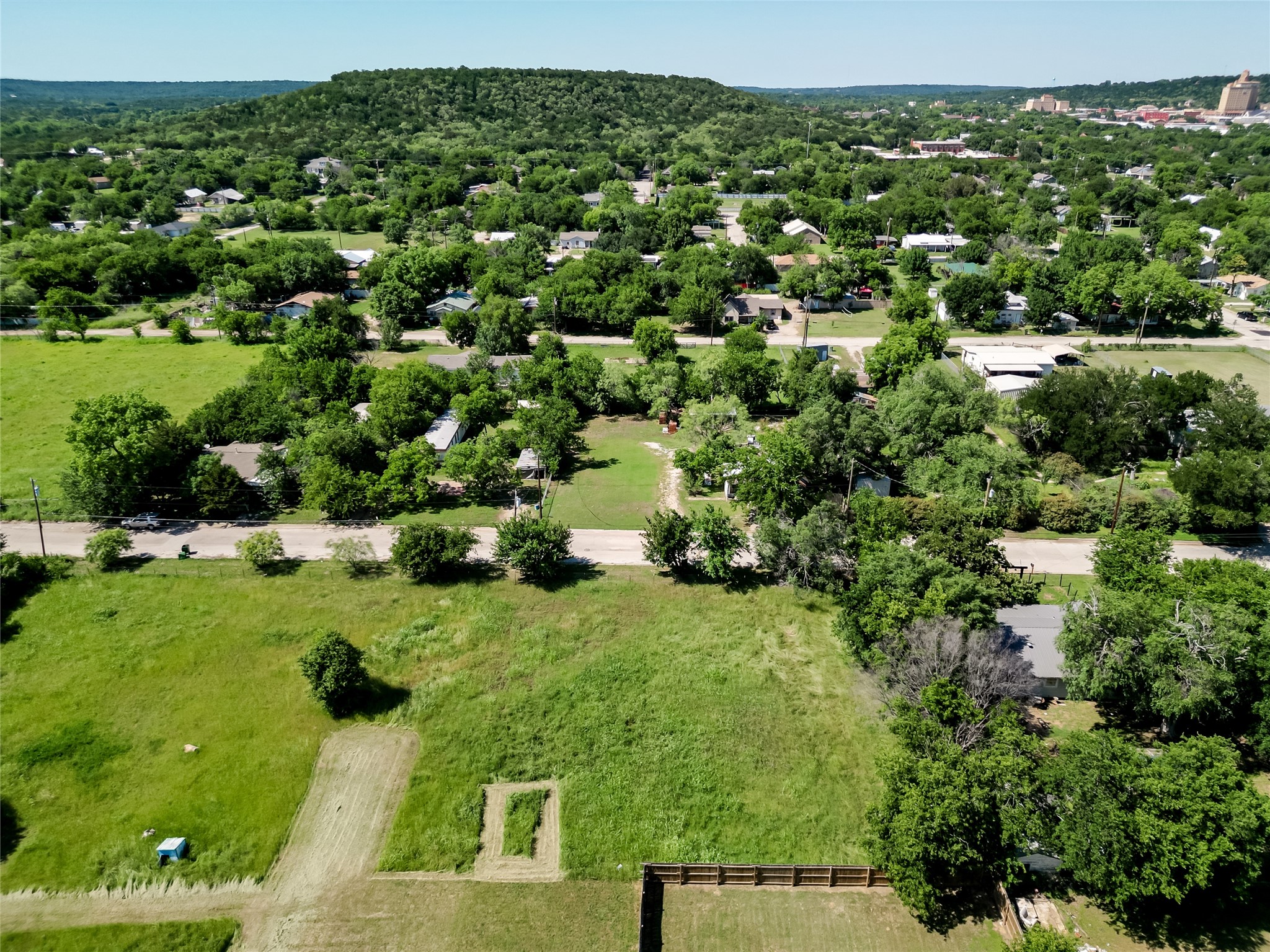 809 SW 15th Street Mineral Wells TX 76067