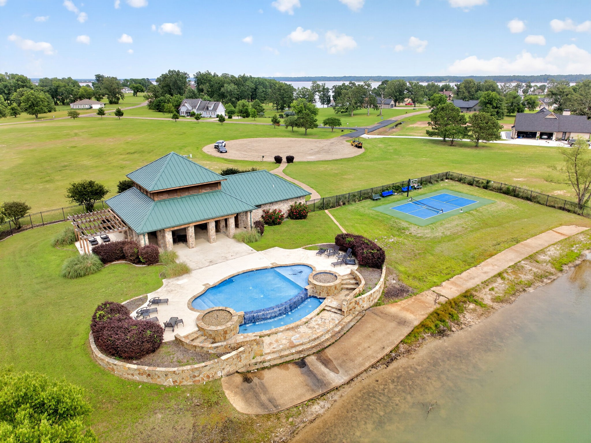 Lot 75 Pr 2712 Mt Pleasant TX 75455