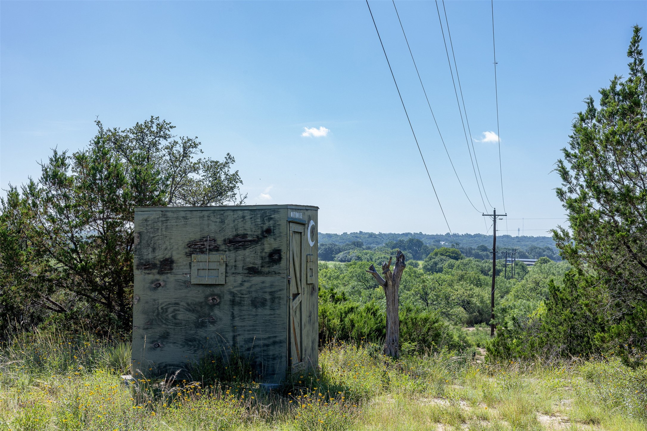 2050 W. 17th Street Brady TX 76825
