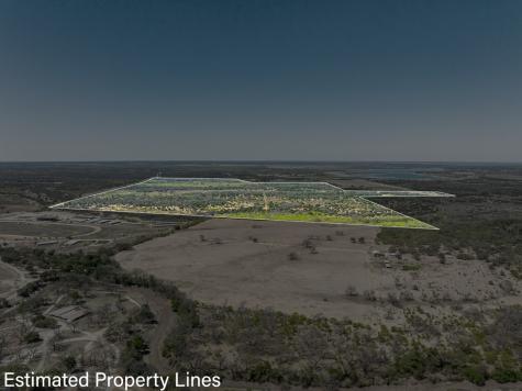 2050 W. 17th Street Brady TX 76825