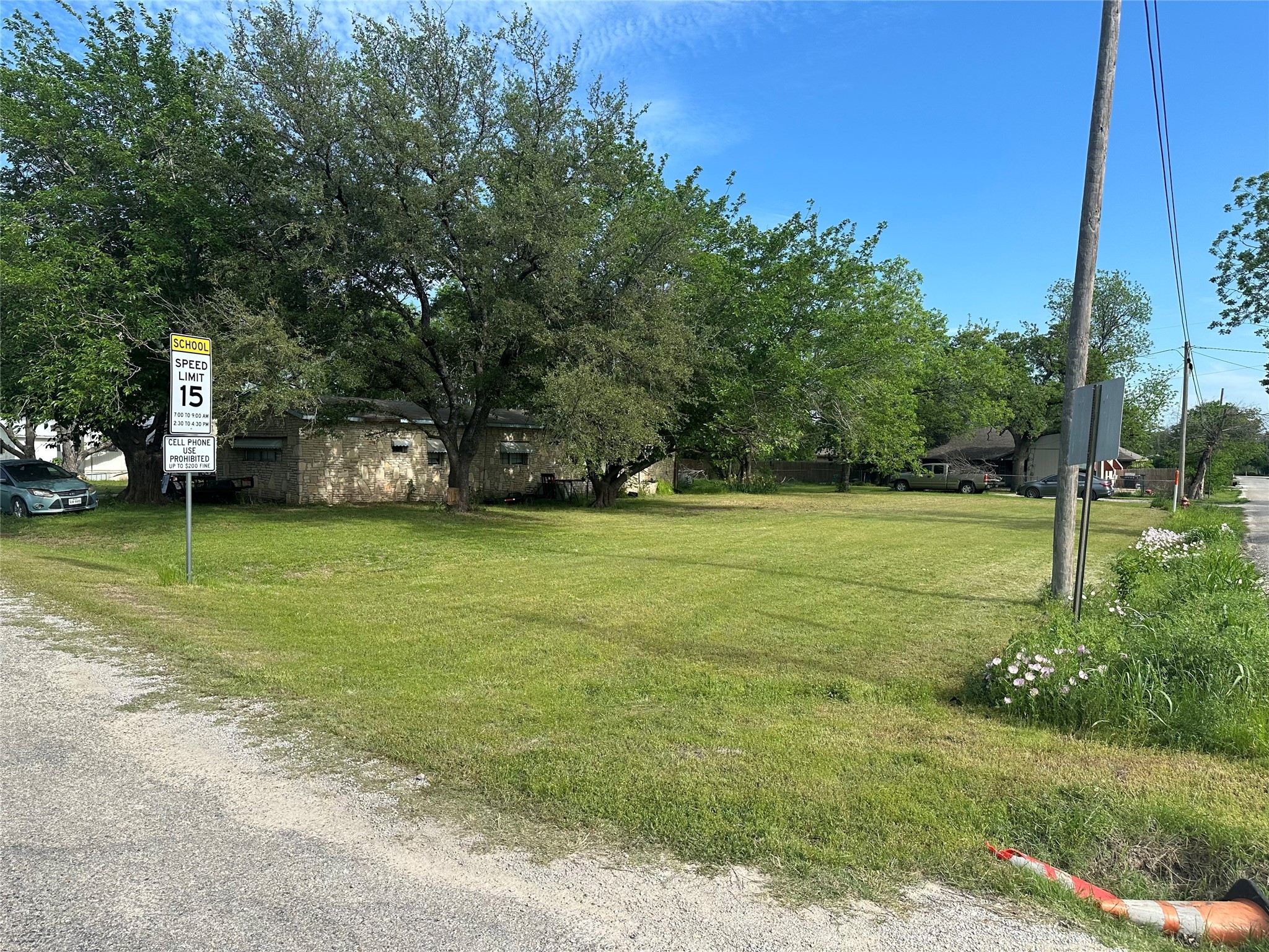 100 & 102 S Oak Lane Tolar TX 76476