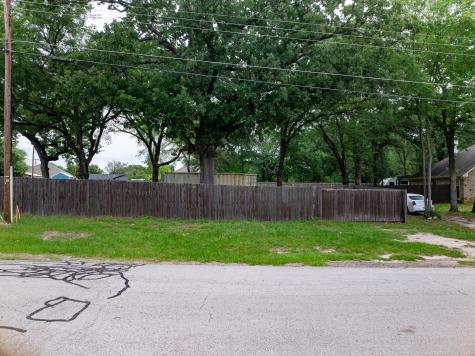 104 Autumn Wood Trail Gun Barrel City TX 75156