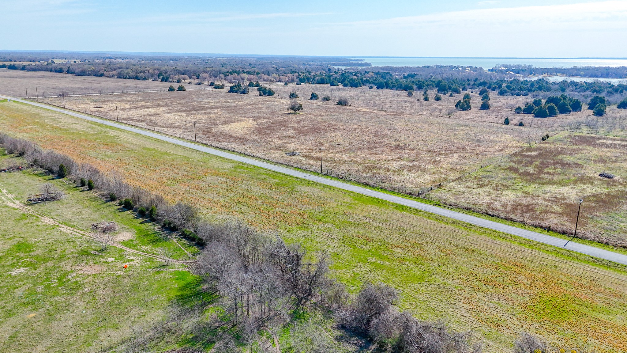 Lot 4 SE Cr 3300 Kerens TX 75144