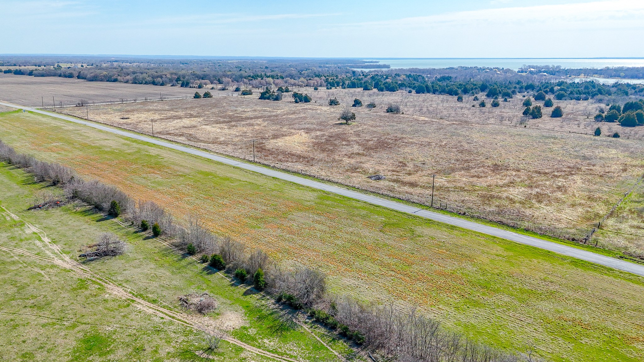 Lot 4 SE Cr 3300 Kerens TX 75144