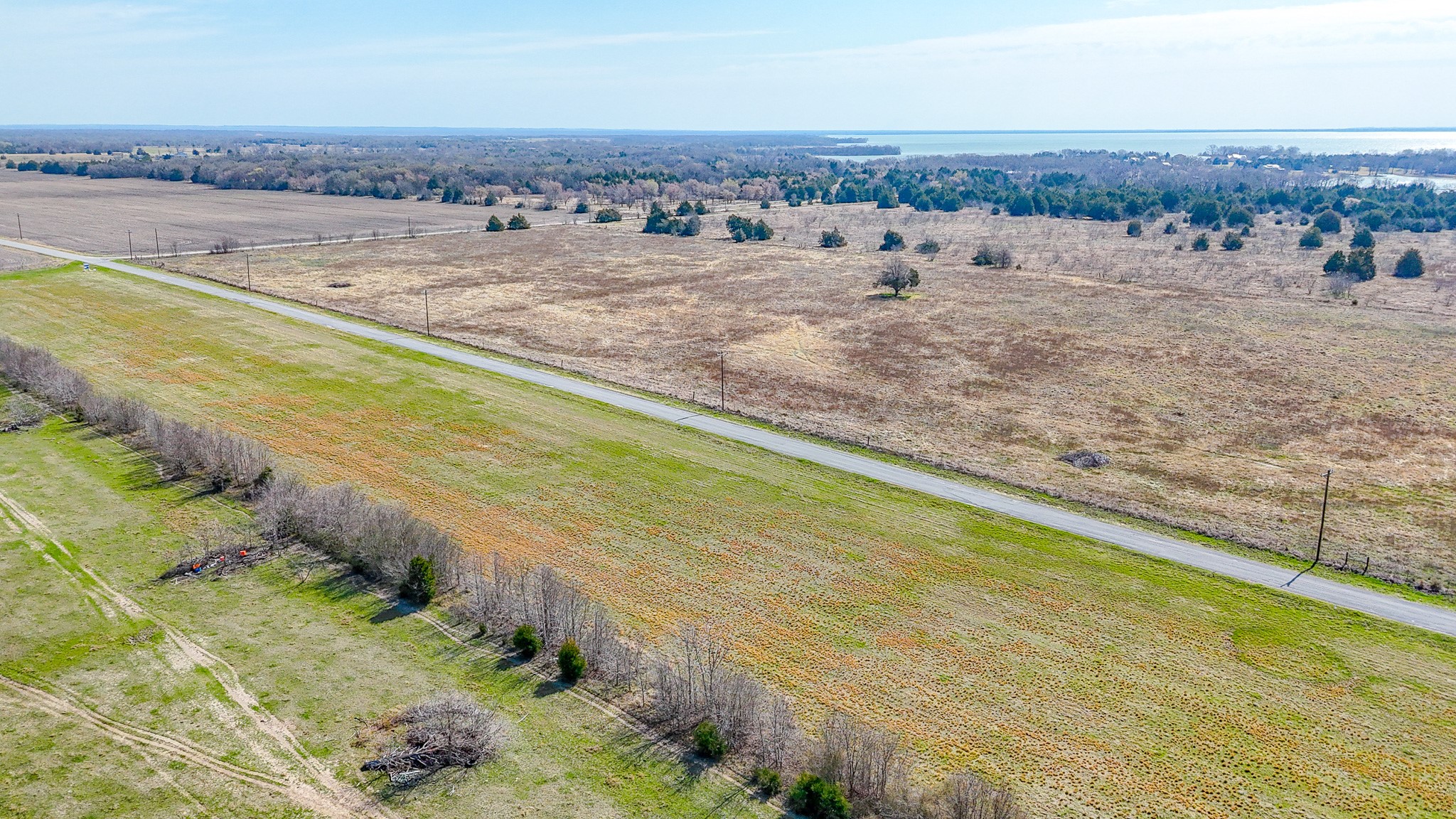 Lot 4 SE Cr 3300 Kerens TX 75144