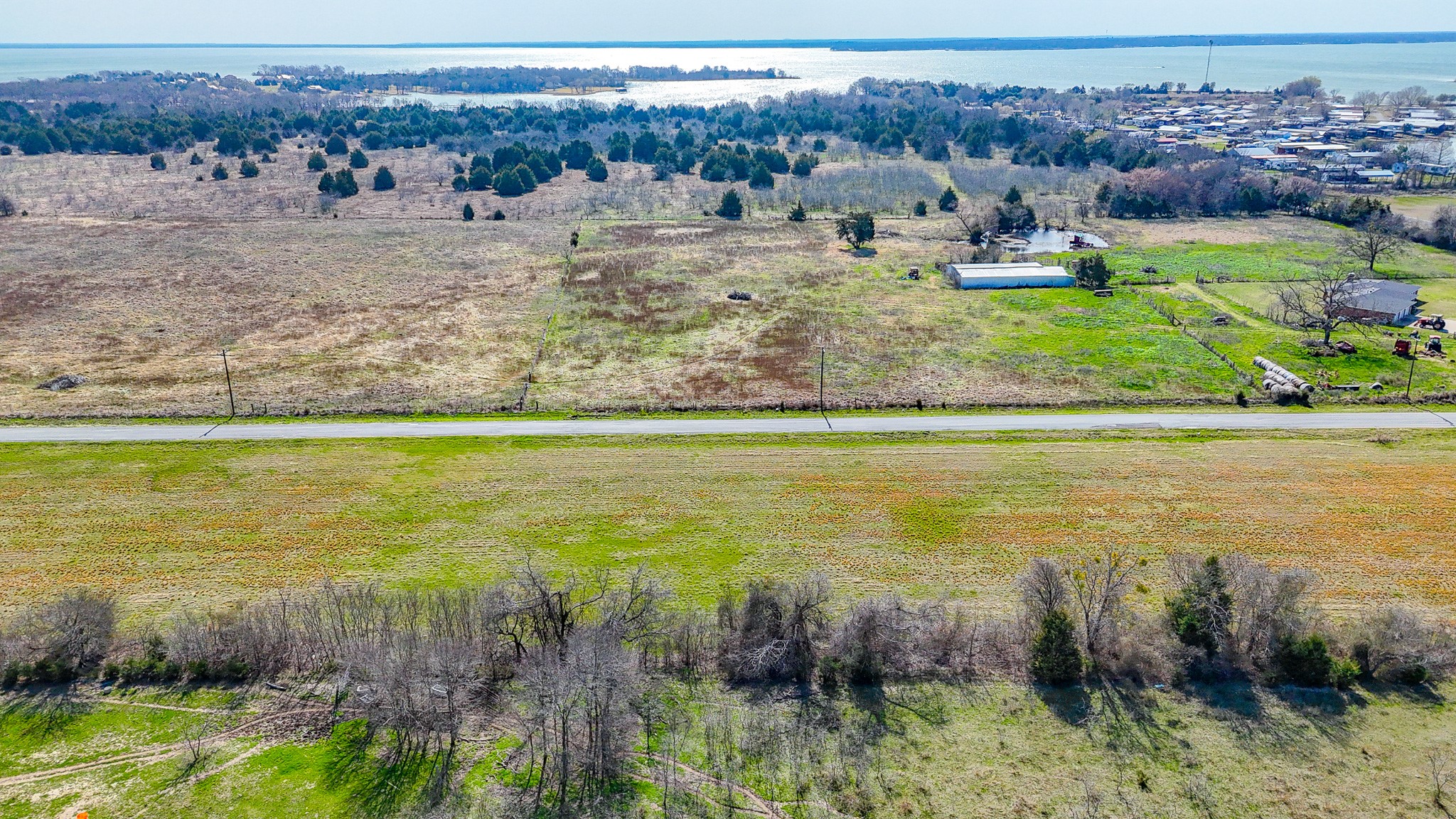 Lot 4 SE Cr 3300 Kerens TX 75144
