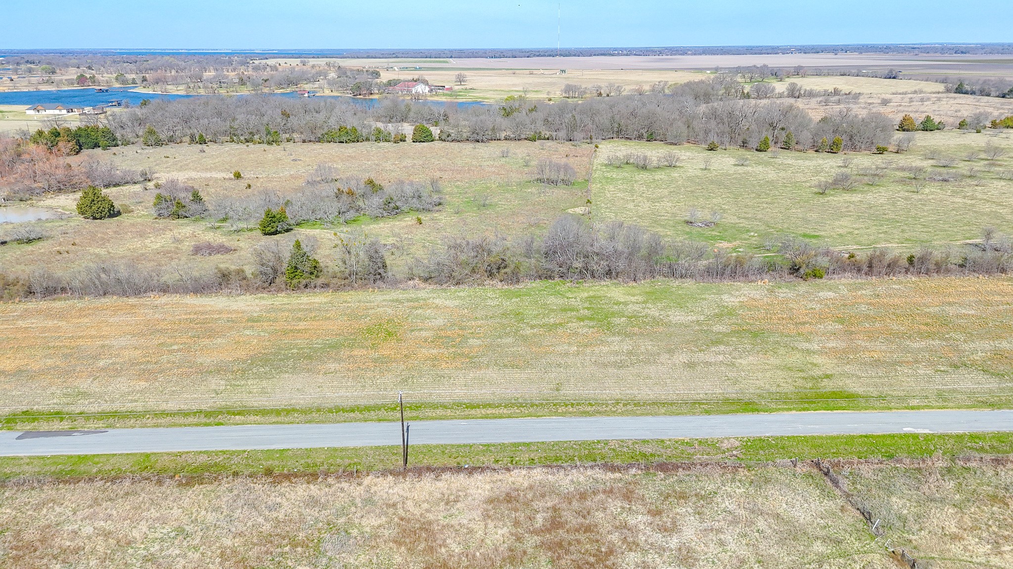 Lot 4 SE Cr 3300 Kerens TX 75144