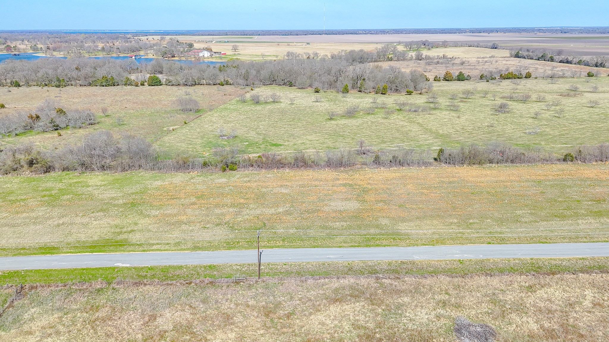 Lot 4 SE Cr 3300 Kerens TX 75144