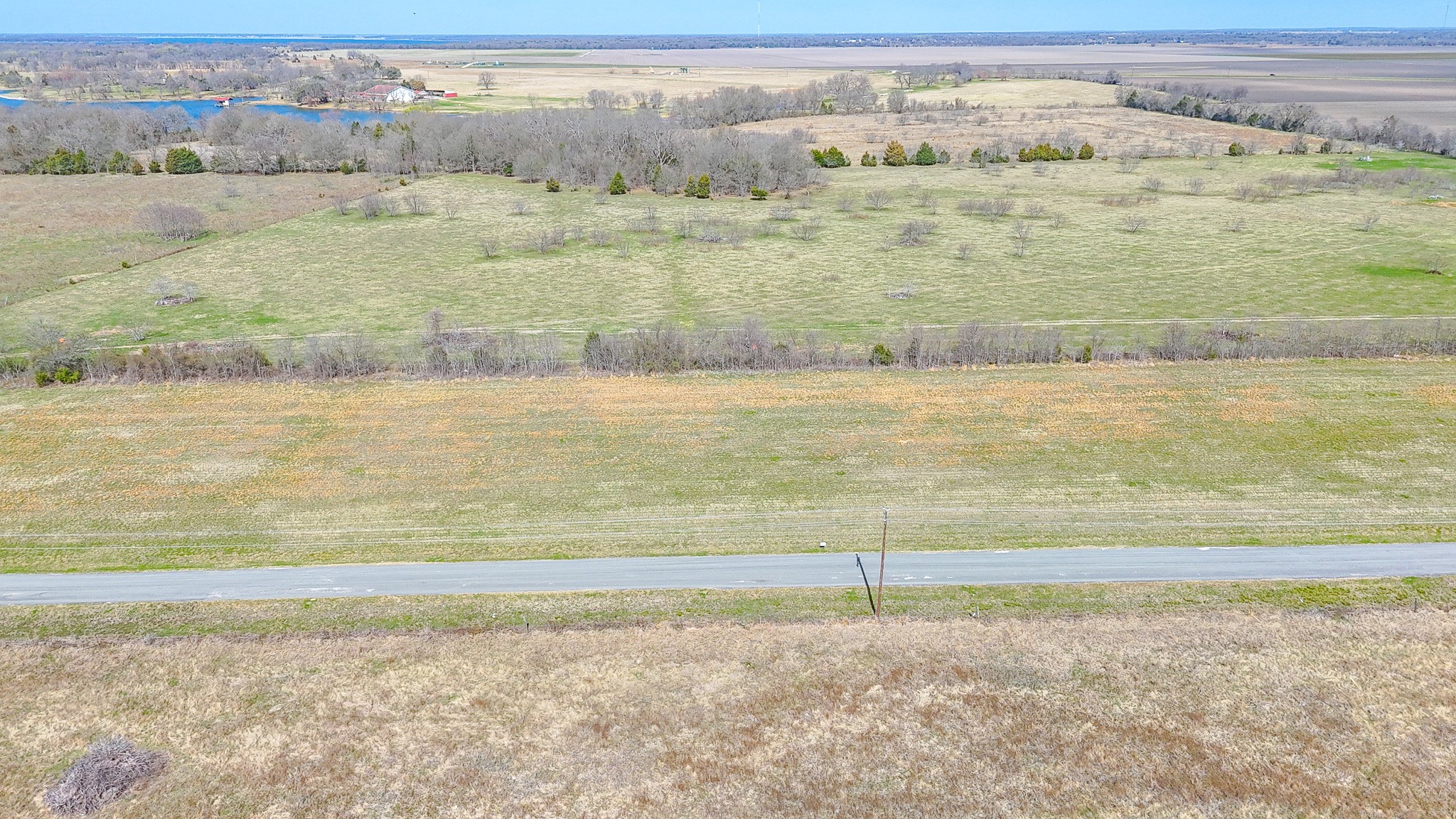 Lot 4 SE Cr 3300 Kerens TX 75144