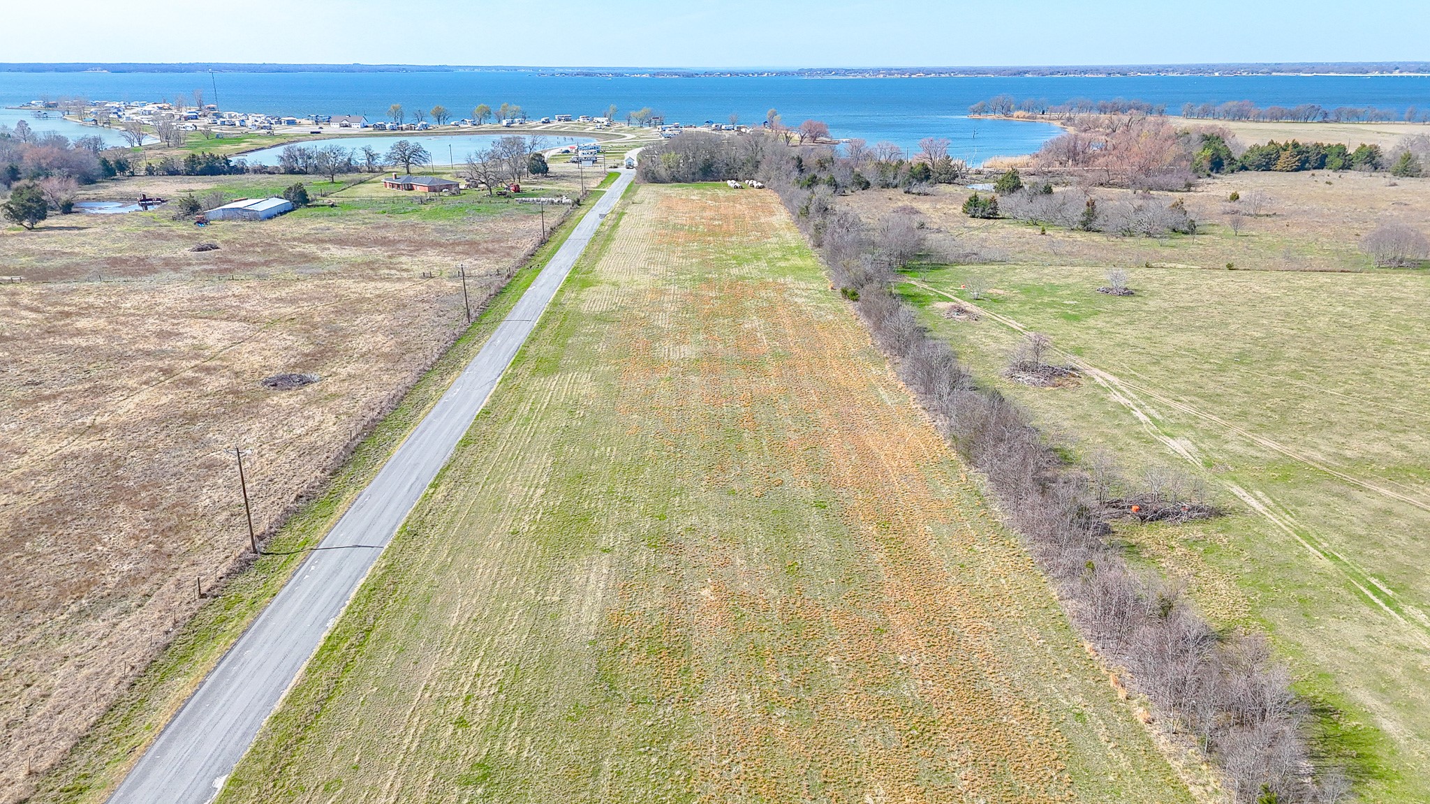 Lot 4 SE Cr 3300 Kerens TX 75144