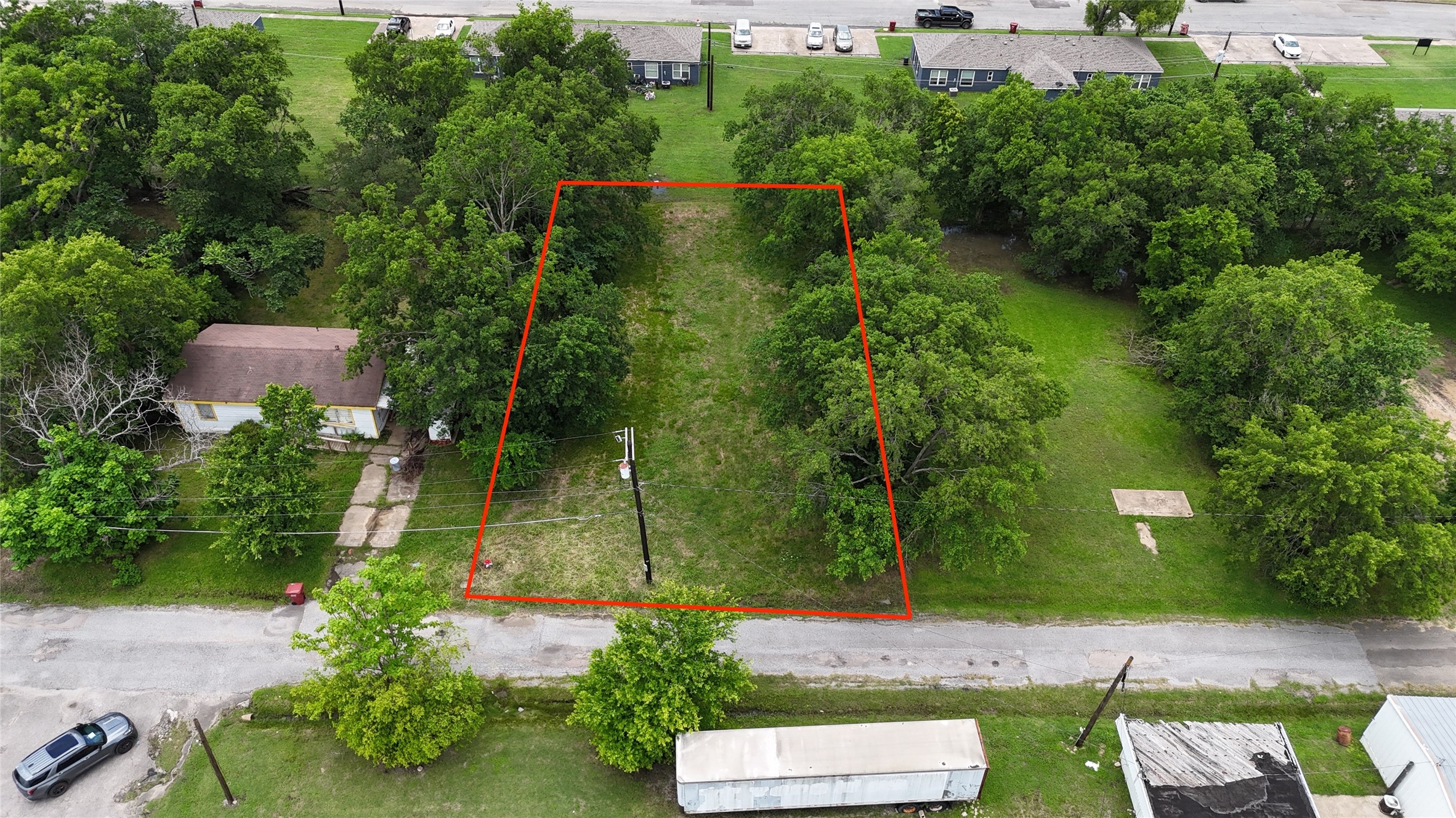 808 E Third Street Bonham TX 75418