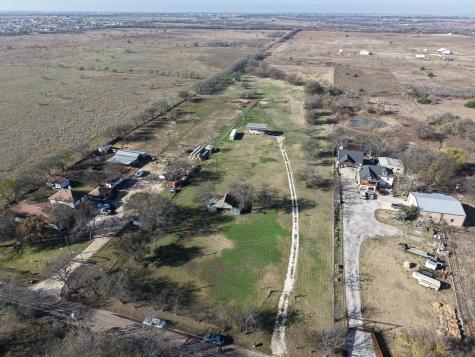 8421 County Road 1014 Joshua TX 76058