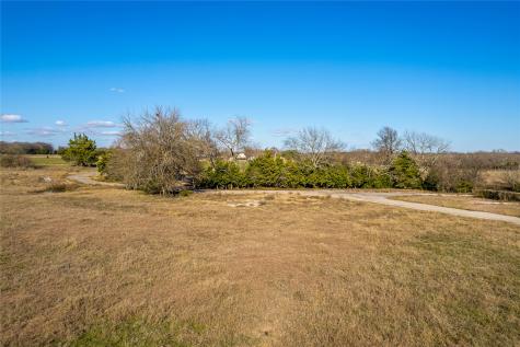 20336 S State Highway 78 Leonard TX 75452