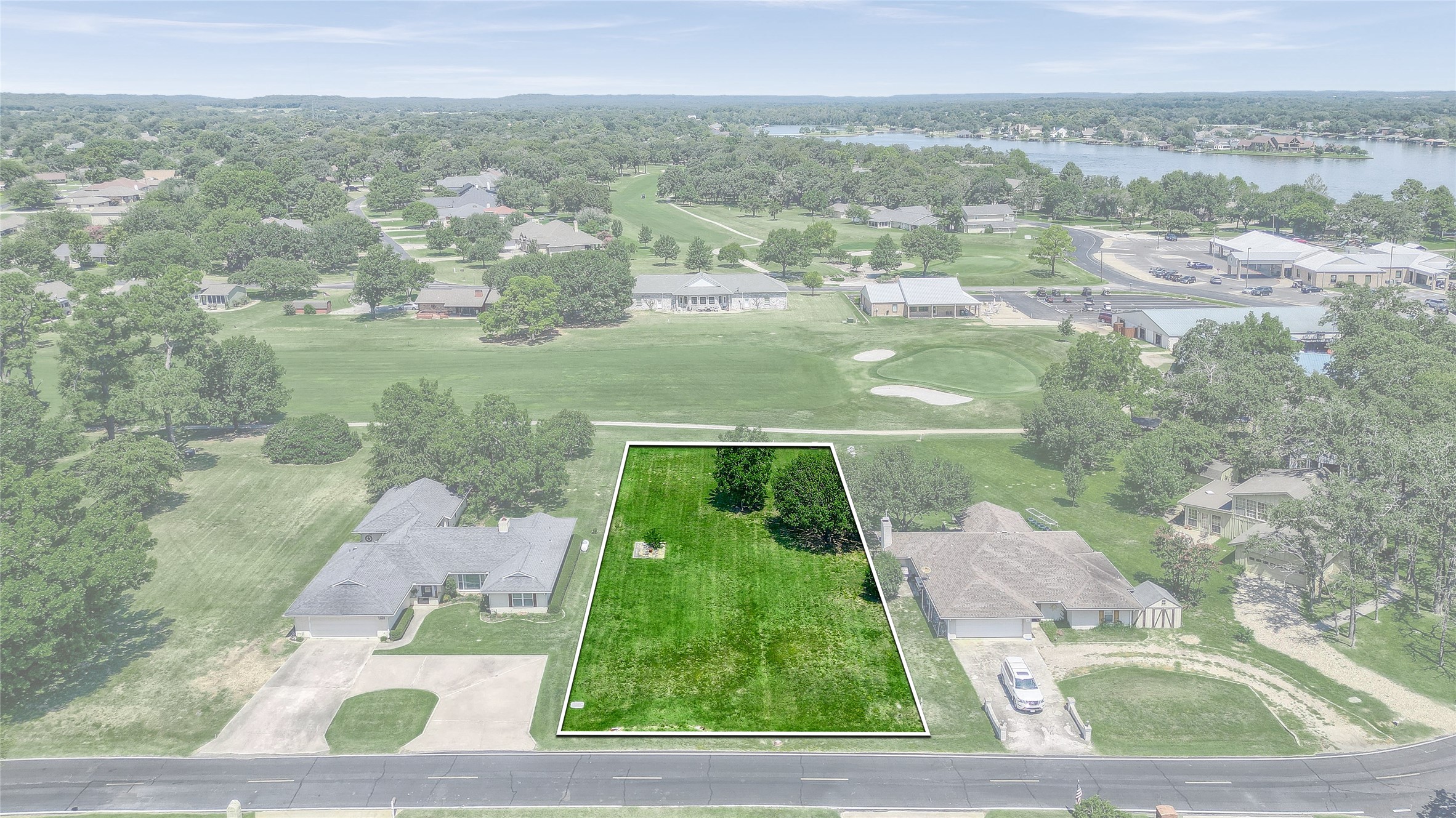 822 Kiowa Drive W Lake Kiowa TX 76240