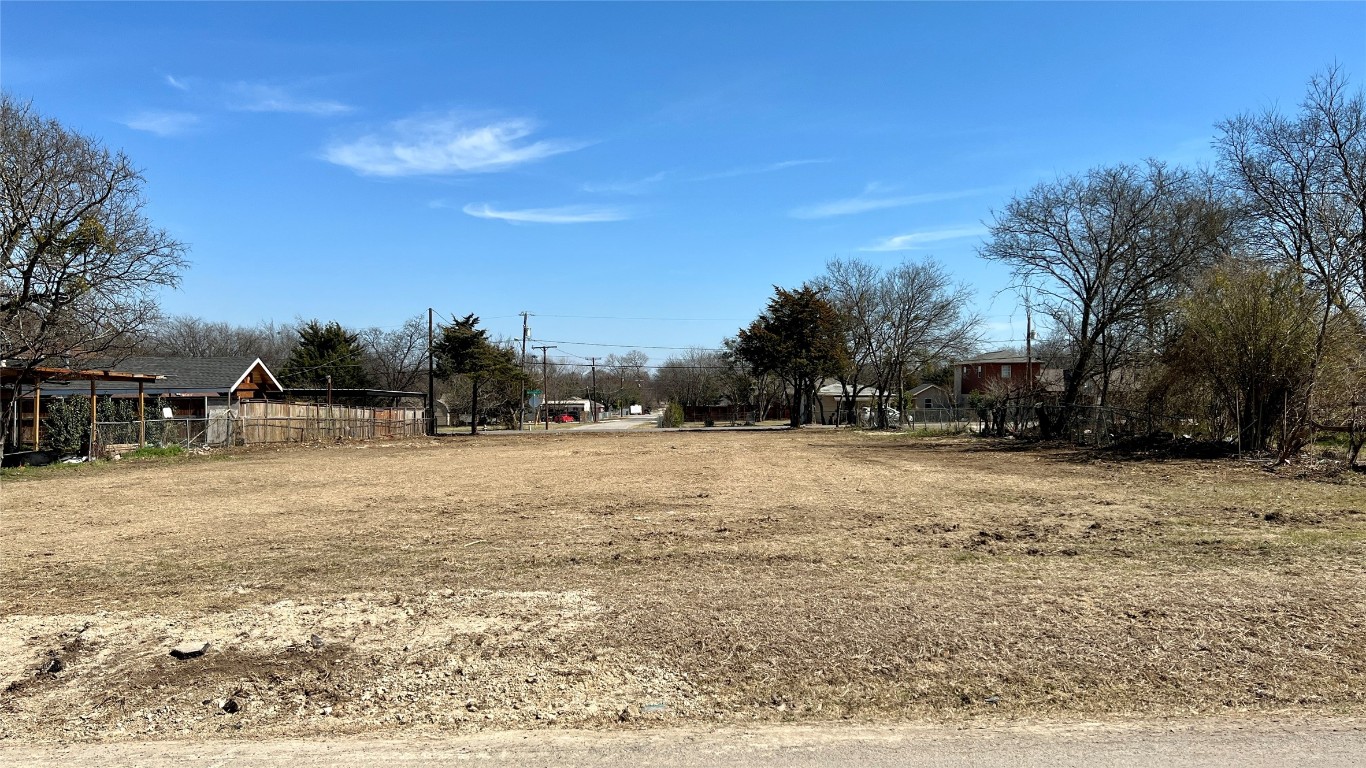 9224 Beckley View Avenue Dallas TX 75232