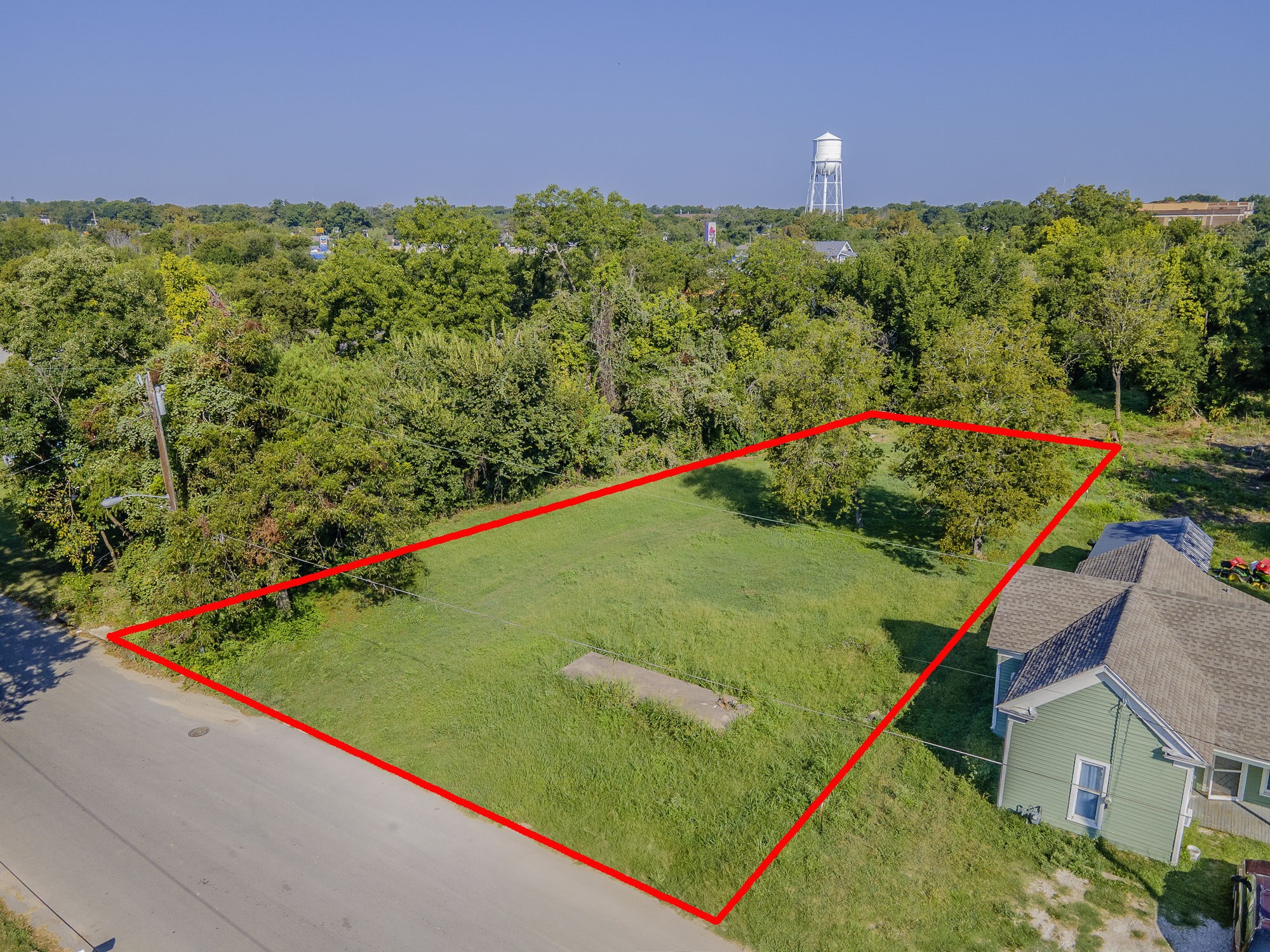750 W 9th Avenue Corsicana TX 75110
