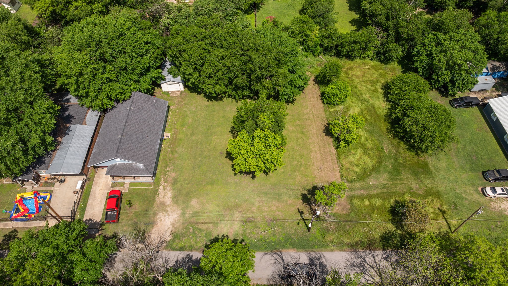 400 E Freeman Street Ennis TX 75119
