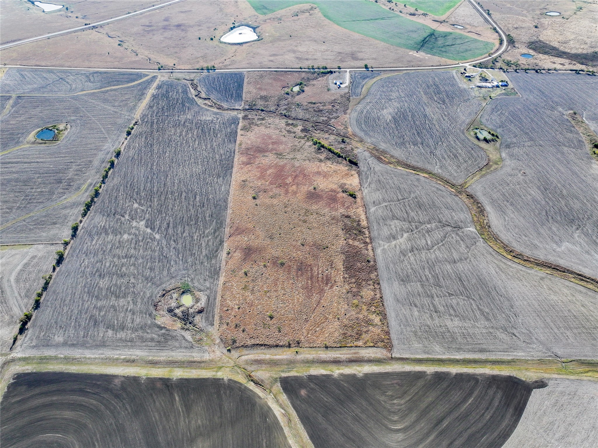251 Cr 347a Rosebud TX 76570