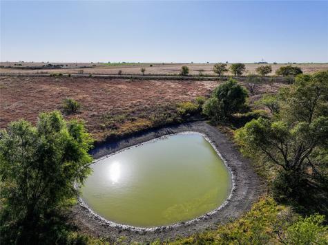 251 Cr 347a Rosebud TX 76570
