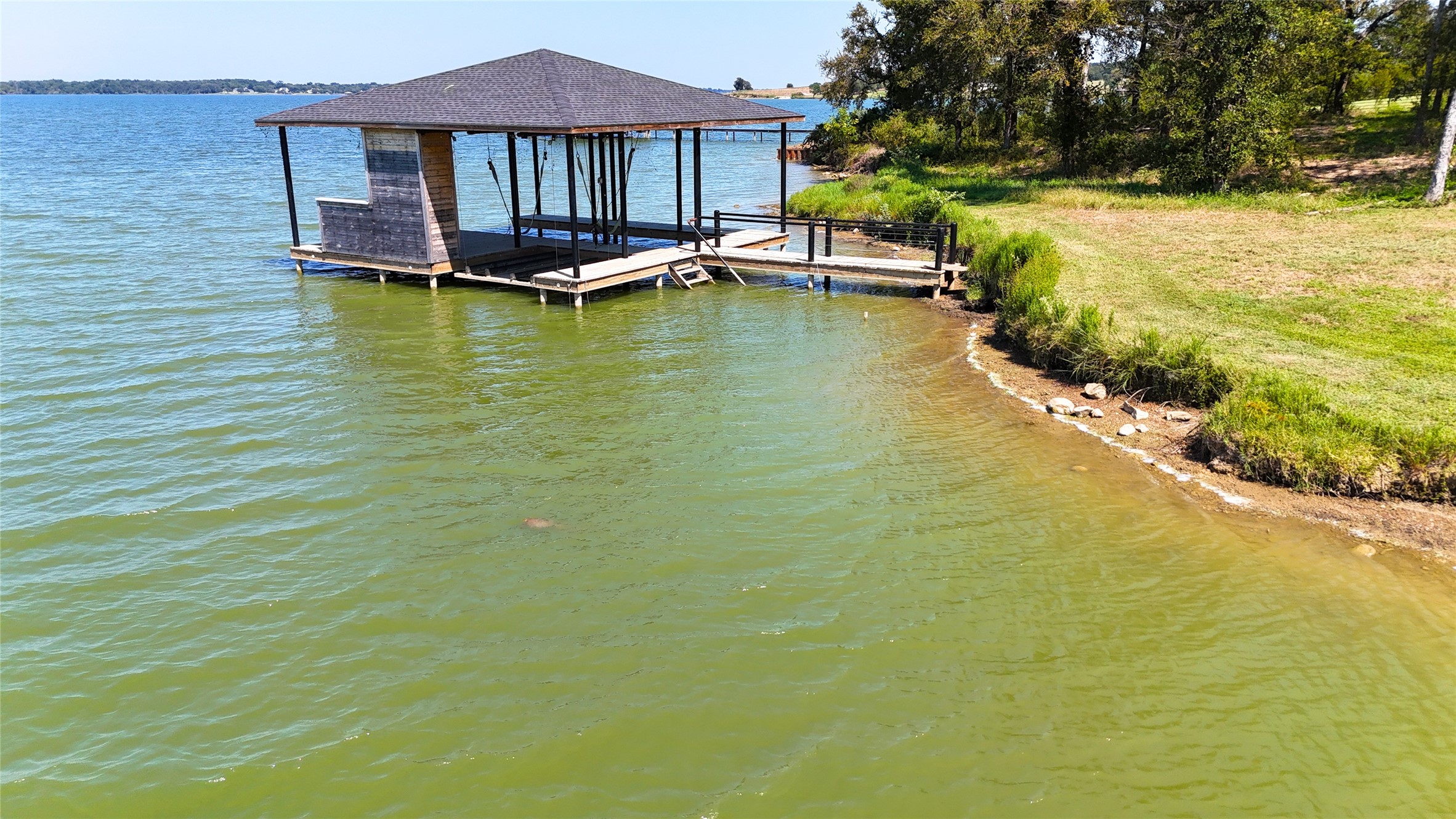 117 Diamond Point Drive Corsicana TX 75109