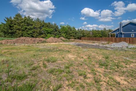 380 Whispering Meadow Boulevard Pottsboro TX 75076