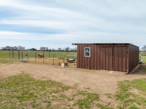 325 Hcr 4264 Bynum TX 76631