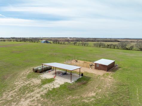 325 Hcr 4264 Bynum TX 76631