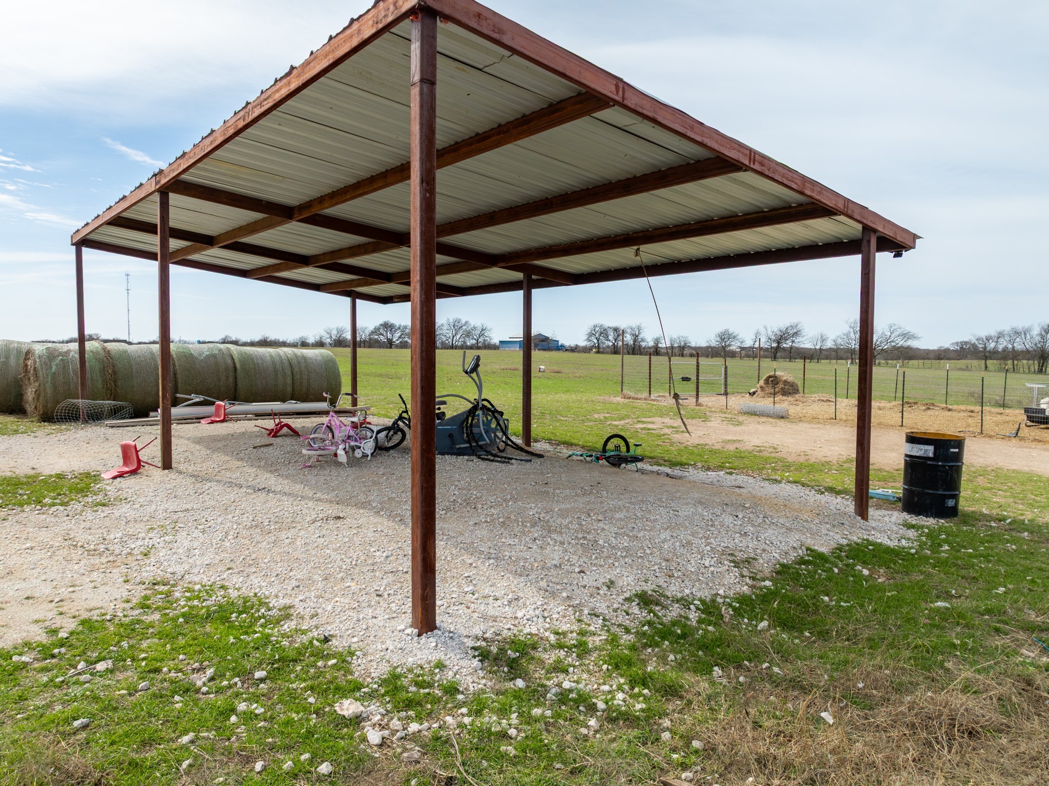 325 Hcr 4264 Bynum TX 76631