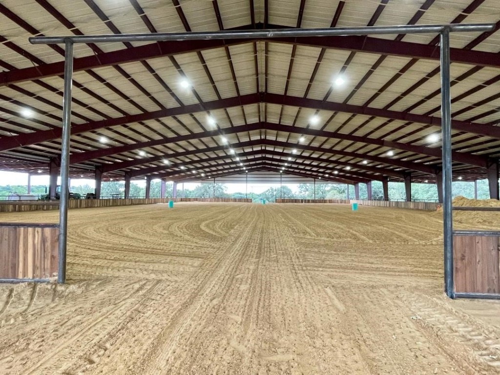 1175 County Road 3141 Decatur TX 76234