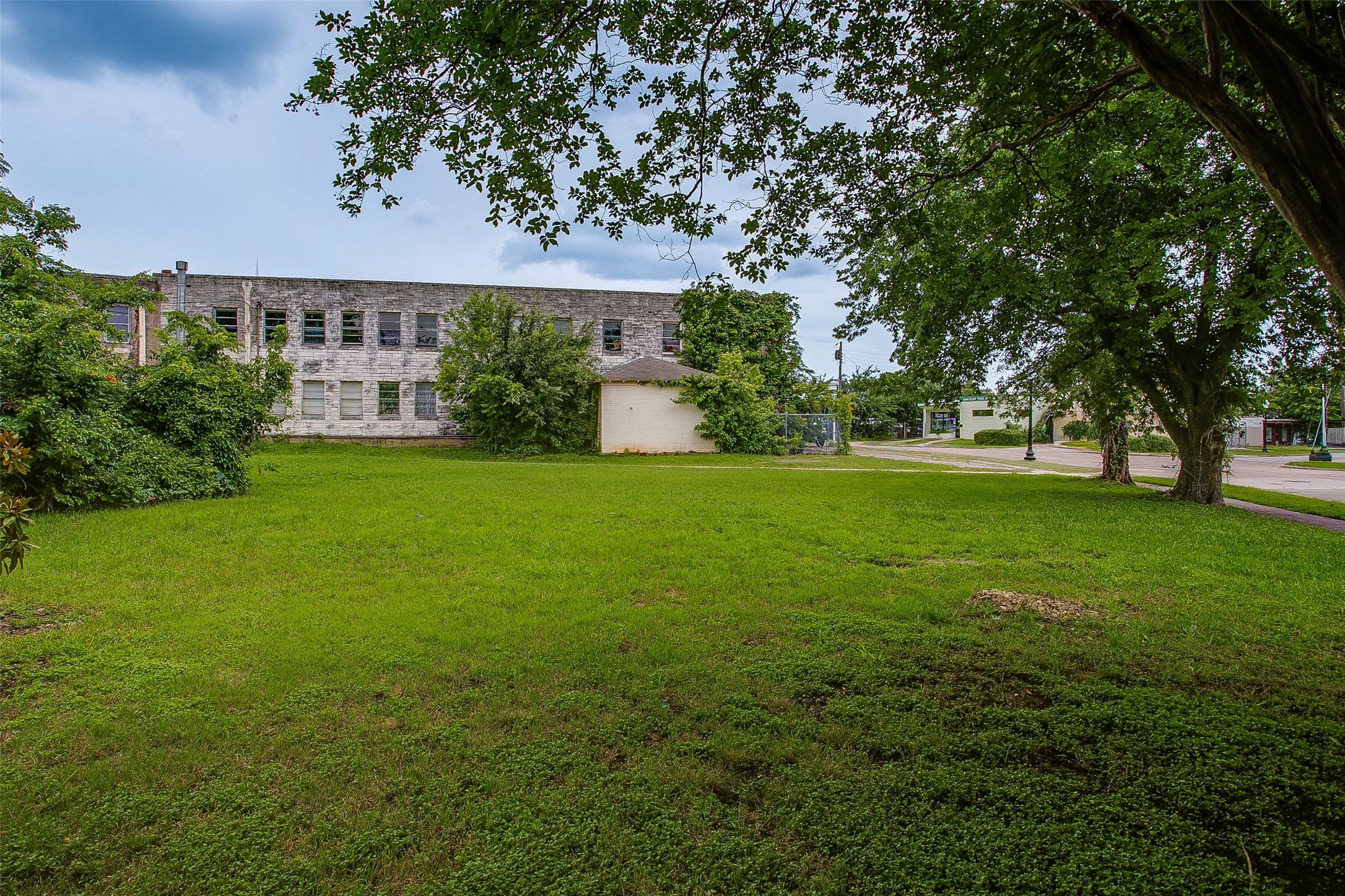 1226 Brunner Avenue Dallas TX 75224