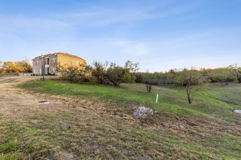 3223 Koscher Drive Grand Prairie TX 75104