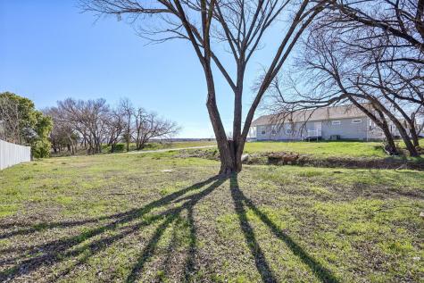 2016 Belzise Terrace Fort Worth TX 76104