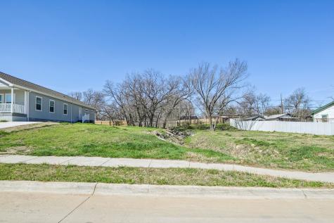 2016 Belzise Terrace Fort Worth TX 76104