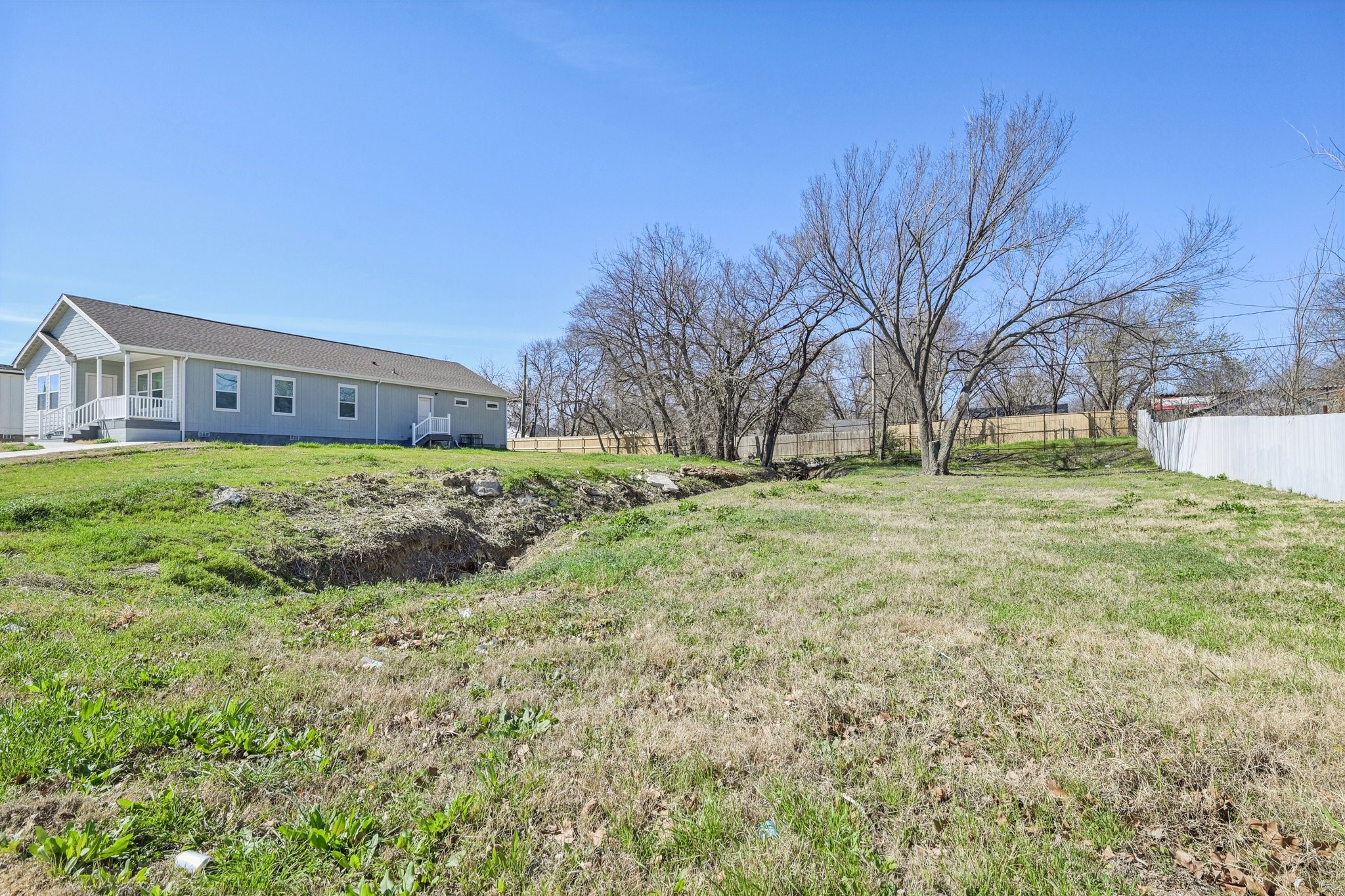 2016 Belzise Terrace Fort Worth TX 76104