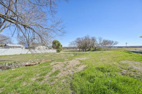 2016 Belzise Terrace Fort Worth TX 76104