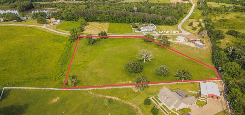 302/303 Lago Vista Drive Athens TX 75752