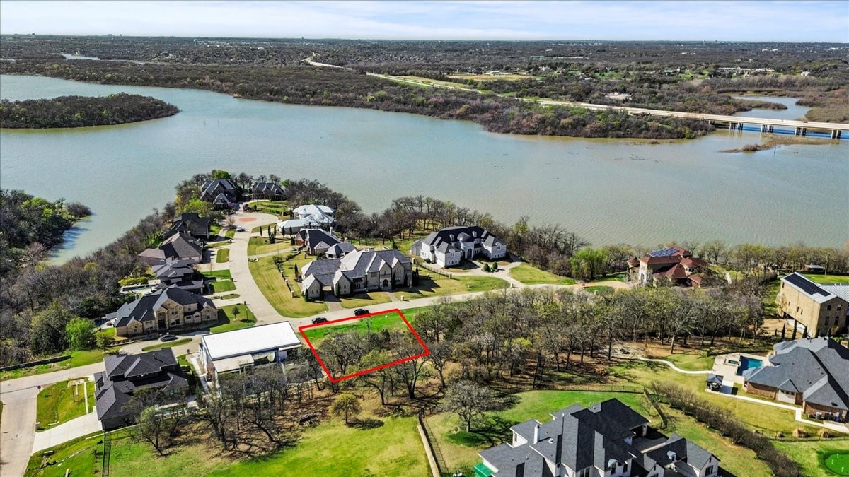 2309 Oak Bluff Corinth TX 76210