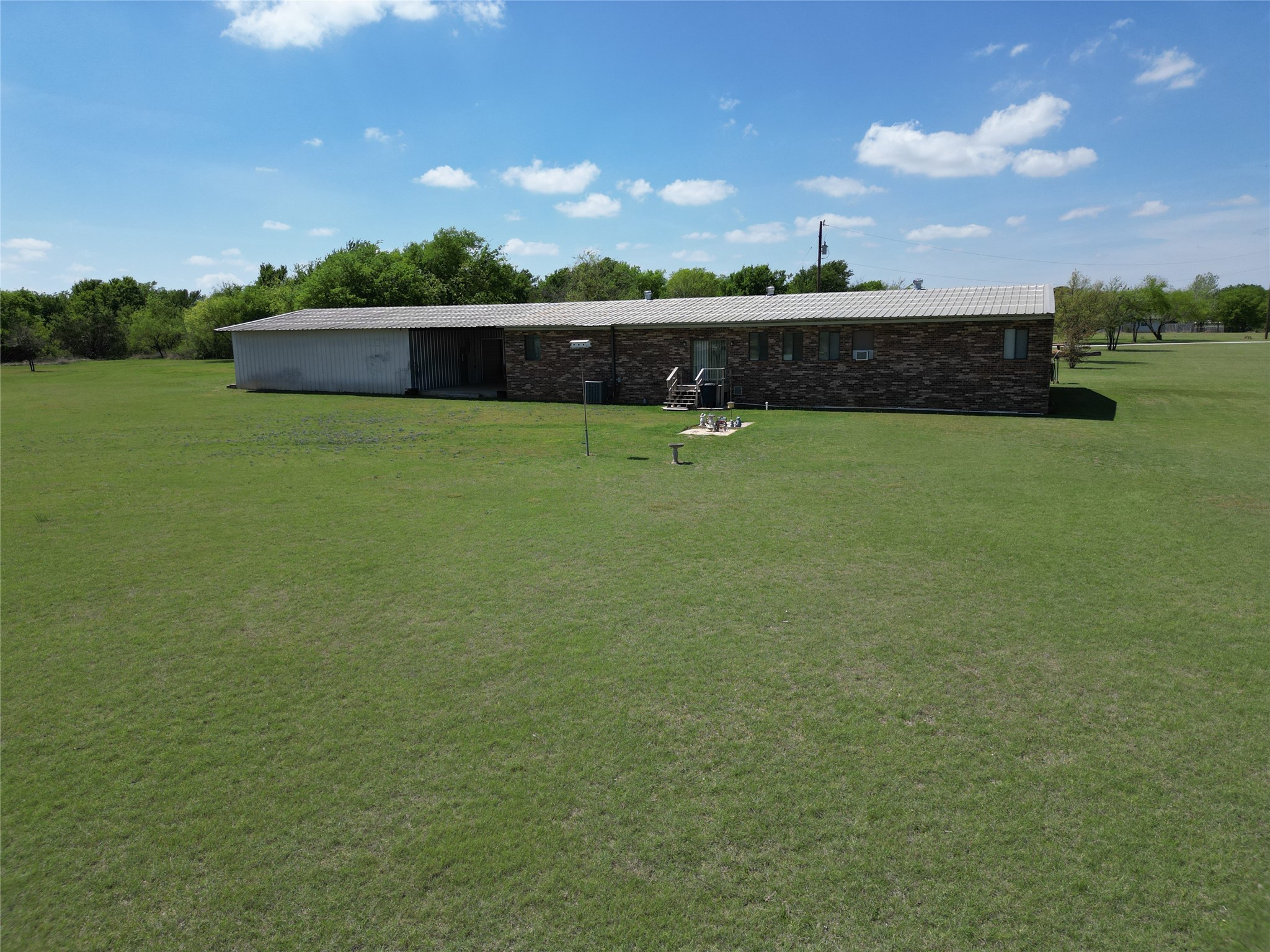 2101 Ridgeview Drive Cleburne TX 76033