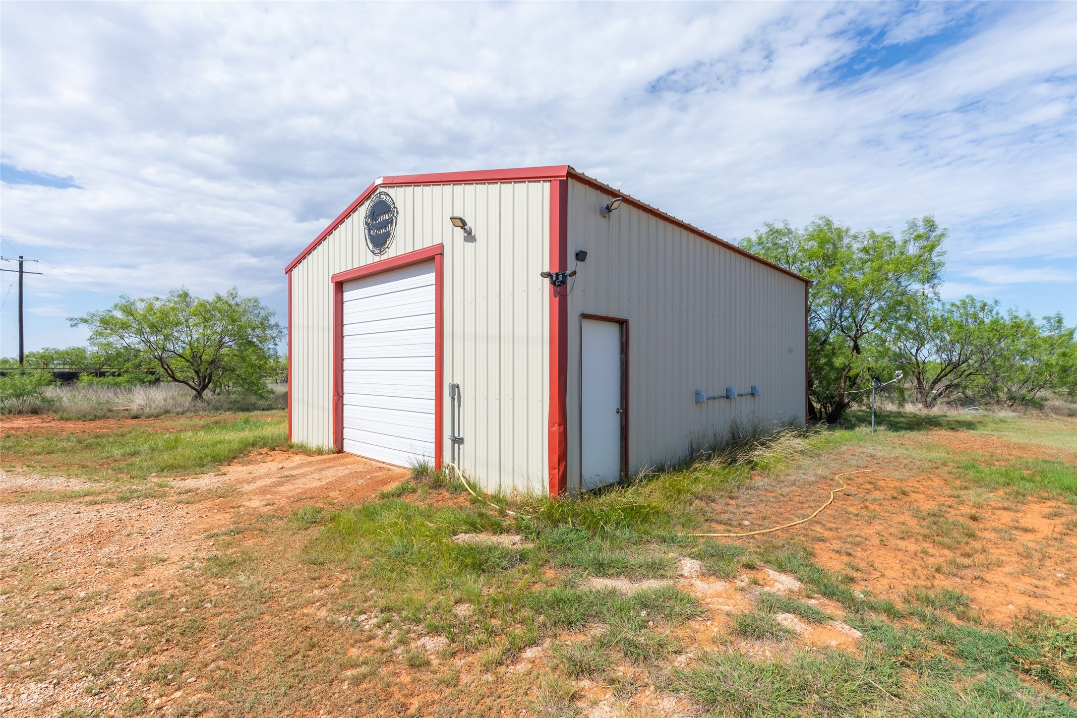 2607 Us 380 East Haskell TX 79521
