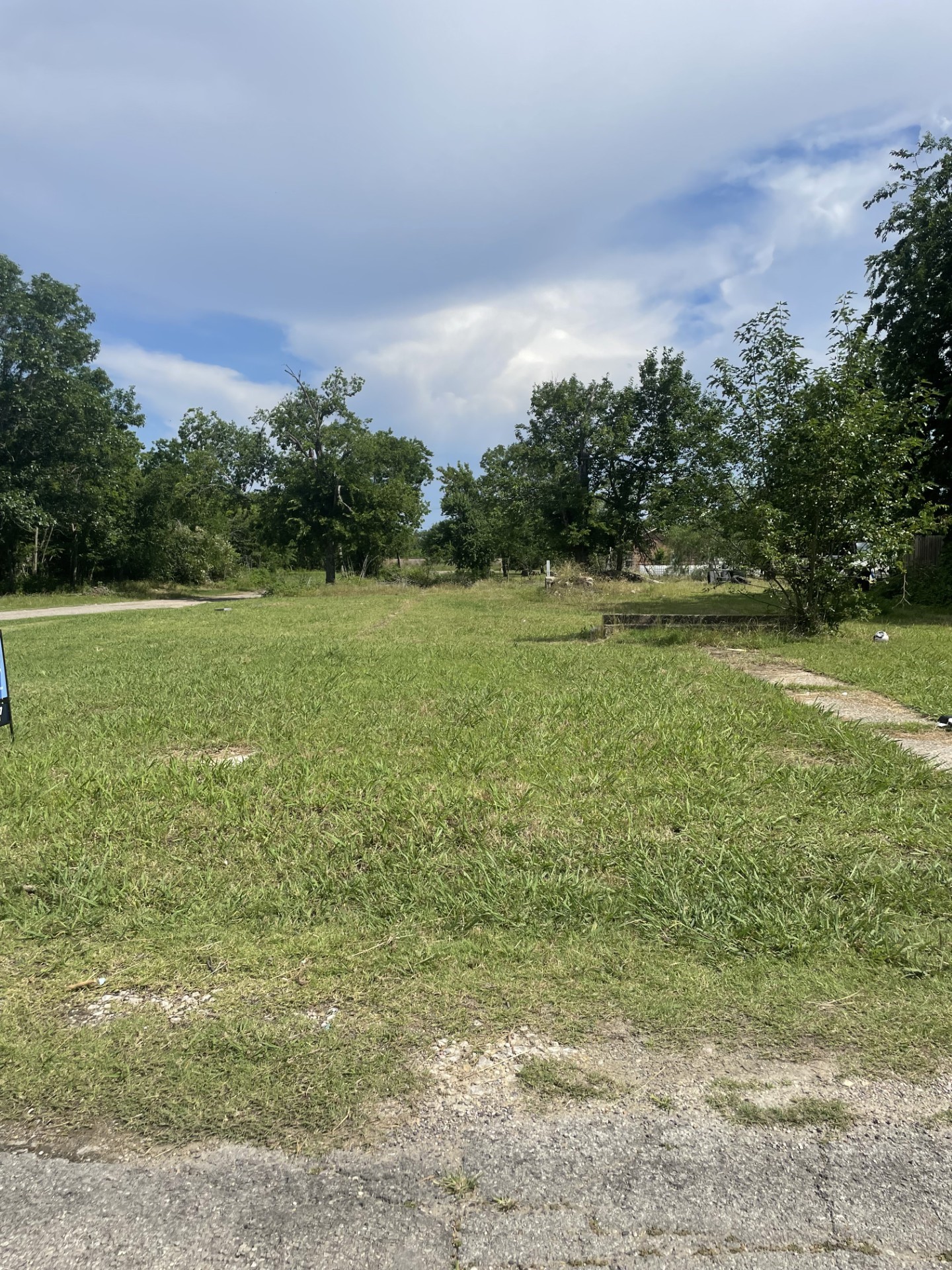 1611 E 10th Avenue Corsicana TX 75110
