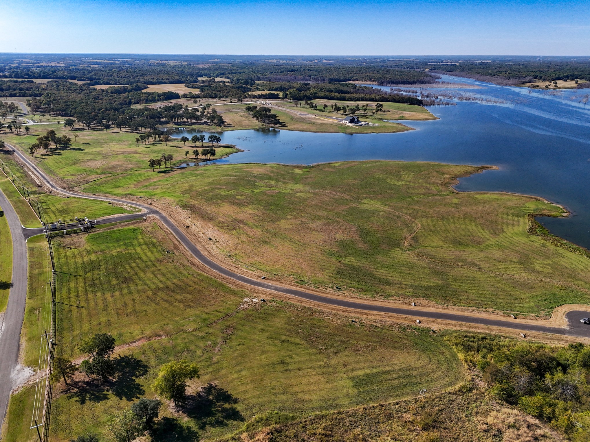 527 Lakeshore Terrace Windom TX 75492