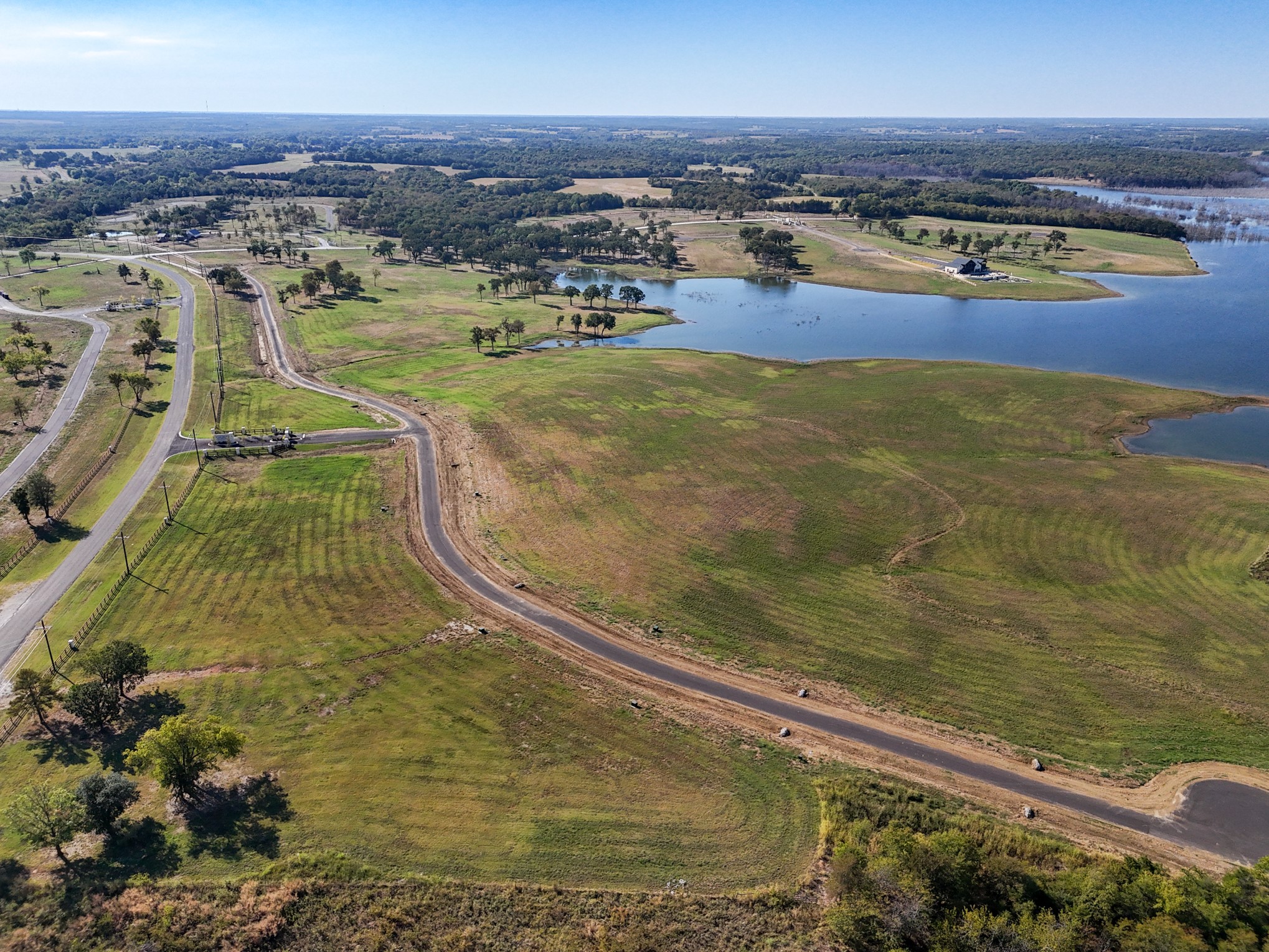 527 Lakeshore Terrace Windom TX 75492