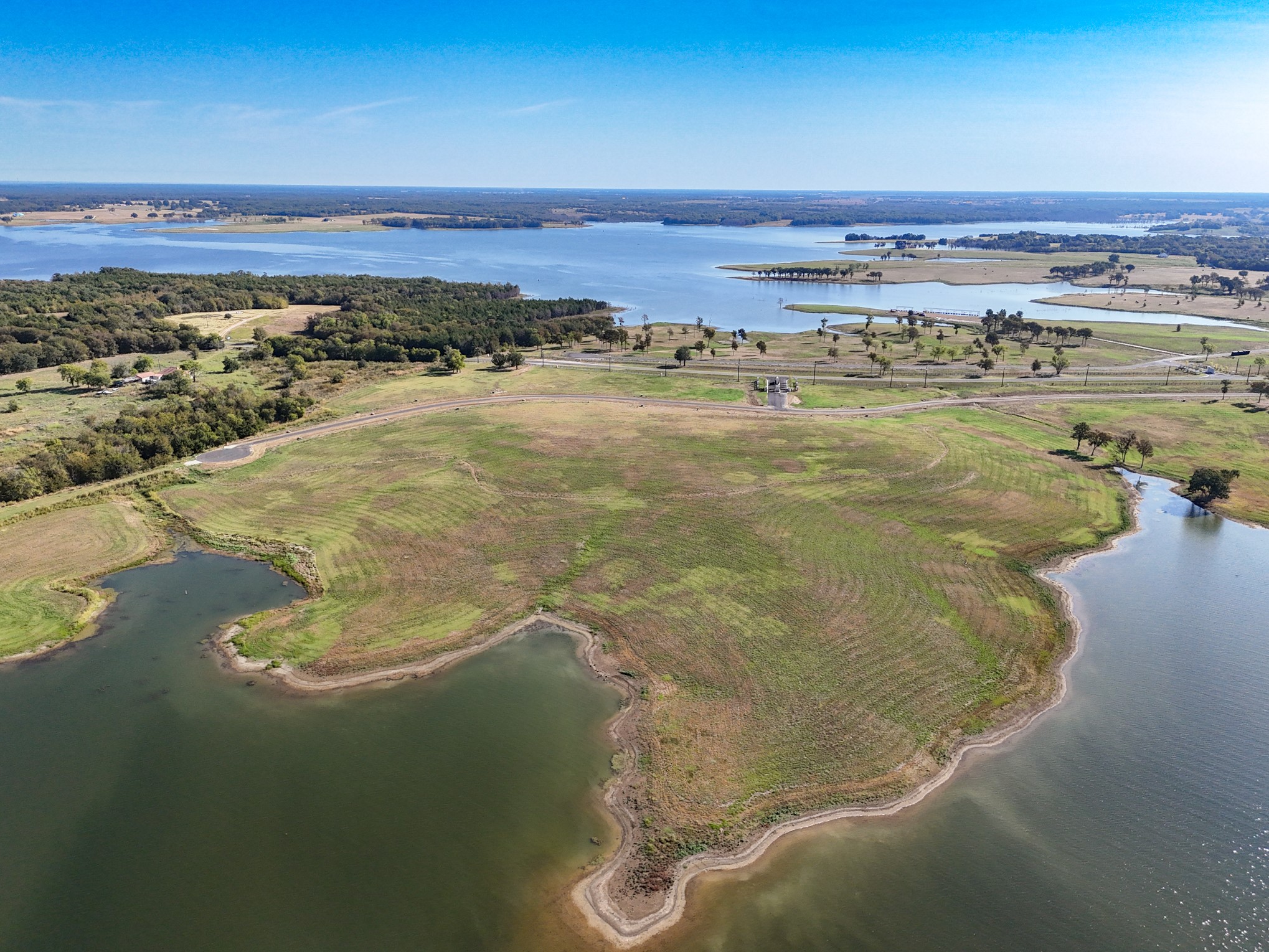 527 Lakeshore Terrace Windom TX 75492