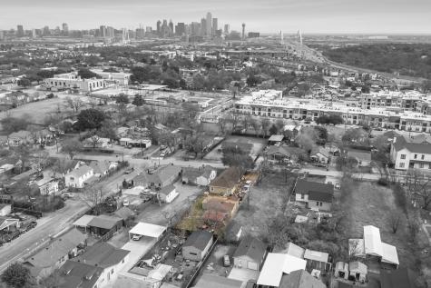 1639 Neal Street Dallas TX 75208